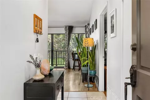 Entry Way - 4125 Pinehurst Ct, Fallbrook, CA 92028 photo 1 of 2