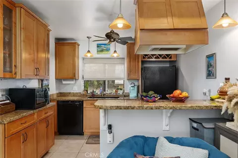Kitchen - 4125 Pinehurst Ct, Fallbrook, CA 92028 photo 3 of 7