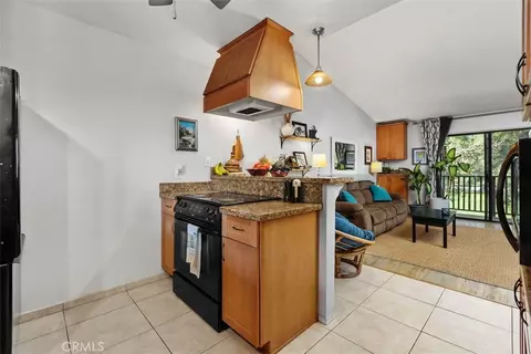 Kitchen - 4125 Pinehurst Ct, Fallbrook, CA 92028 photo 2 of 7
