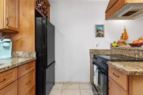 Kitchen - 4125 Pinehurst Ct, Fallbrook, CA 92028 photo 6 of 7
