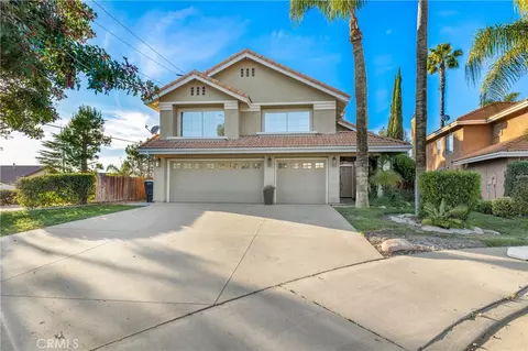 30354 Falcon Point Ct, Murrieta, CA 92563