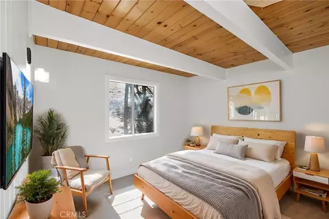 Bedroom - 26980 Everest, Lake Arrowhead, CA 92352 photo 1 of 3