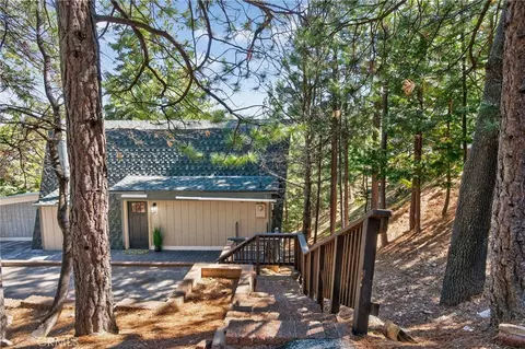 Exterior - 26980 Everest, Lake Arrowhead, CA 92352 photo 6 of 12