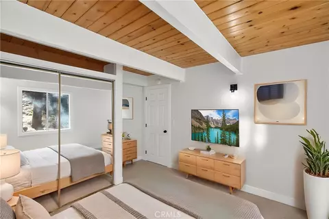Bedroom - 26980 Everest, Lake Arrowhead, CA 92352 photo 2 of 3