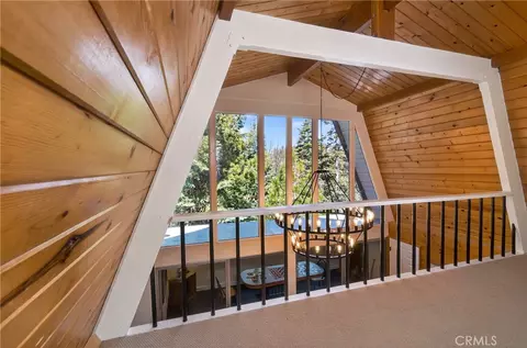 Entry Way - 26980 Everest, Lake Arrowhead, CA 92352 photo 2 of 6