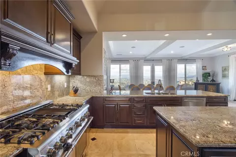 Kitchen - 44195 Via Horca, Temecula, CA 92590 photo 5 of 6