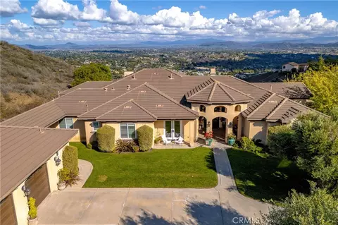 View/Area - 44195 Via Horca, Temecula, CA 92590 photo 2 of 9