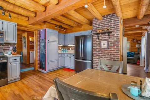 Kitchen - 37325 Bohlen, Anza, CA 92539 photo 2 of 2