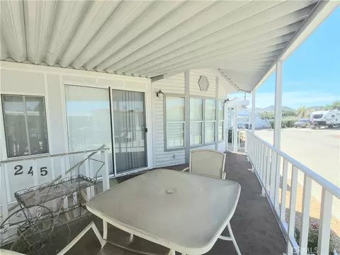 1295 S Cawston #245, Hemet, CA 92545