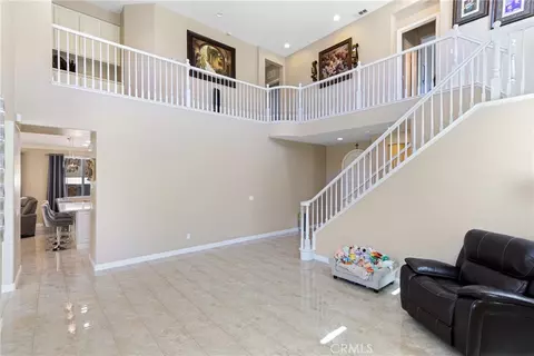 Entry Way - 45575 Hawk Ct, Temecula, CA 92592 photo 3 of 5