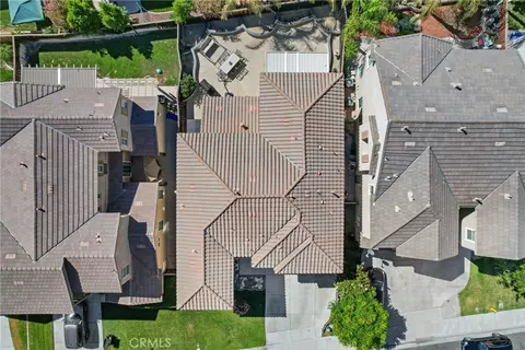 View/Area - 45575 Hawk Ct, Temecula, CA 92592 photo 5 of 7