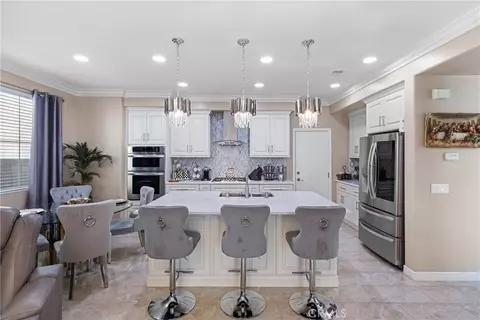 Kitchen - 45575 Hawk Ct, Temecula, CA 92592 photo 3 of 5