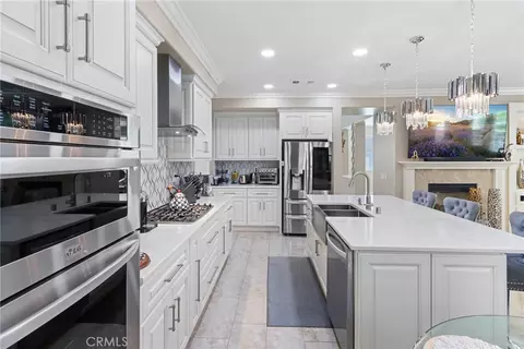 Kitchen - 45575 Hawk Ct, Temecula, CA 92592 photo 5 of 5