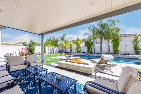 31330 Eucalyptus Ct, Temecula, CA 92592