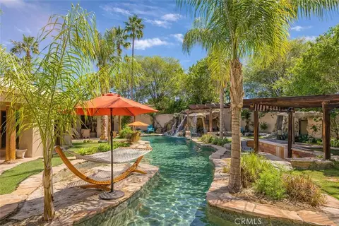 1455 E Sunny Dunes Rd, Palm Springs, CA 92264