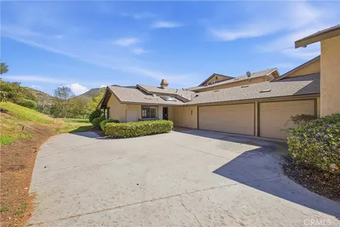 1720 Pala Lk, Fallbrook, CA 92028