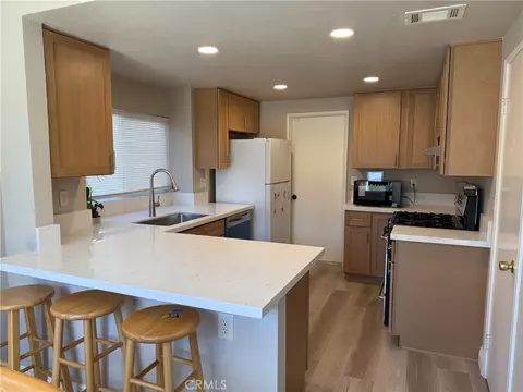 Kitchen - 39649 Oak Clf, Temecula, CA 92591 photo 9 of 9