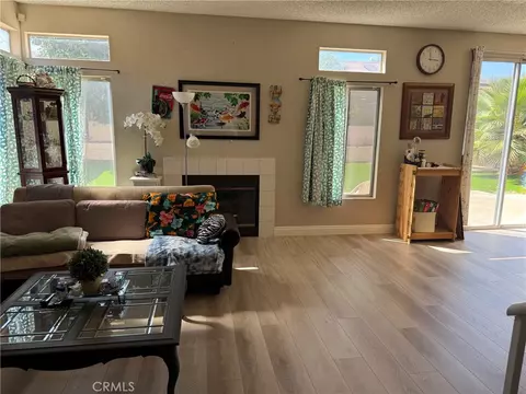 Living - 39649 Oak Clf, Temecula, CA 92591 photo 2 of 4