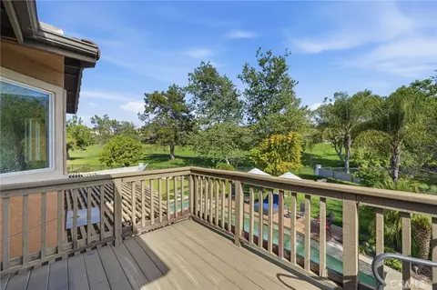 Exterior - 32783 Bijan Ct, Temecula, CA 92592 photo 3 of 9