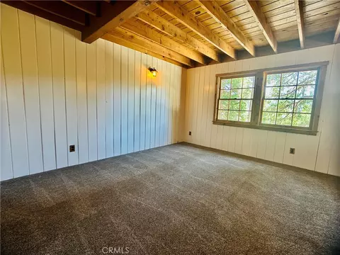 Bedroom - 349 Golf Course Rd, Lake Arrowhead, CA 92352 photo 3 of 13