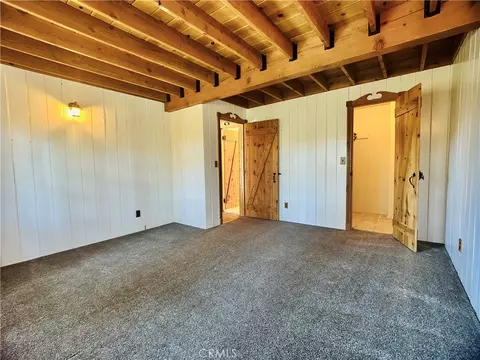 Bedroom - 349 Golf Course Rd, Lake Arrowhead, CA 92352 photo 2 of 13