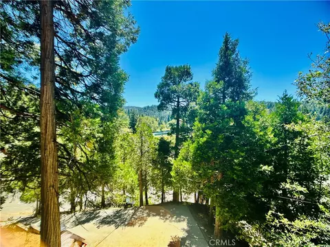 View/Area - 349 Golf Course Rd, Lake Arrowhead, CA 92352 photo 2 of 2