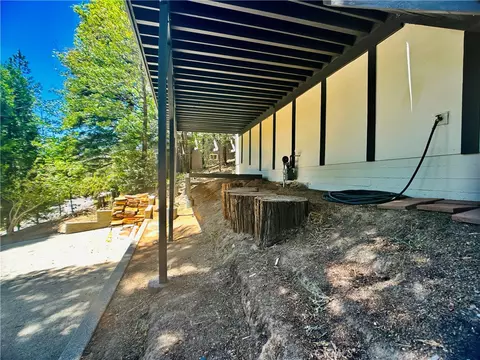 Exterior - 349 Golf Course Rd, Lake Arrowhead, CA 92352 photo 12 of 13
