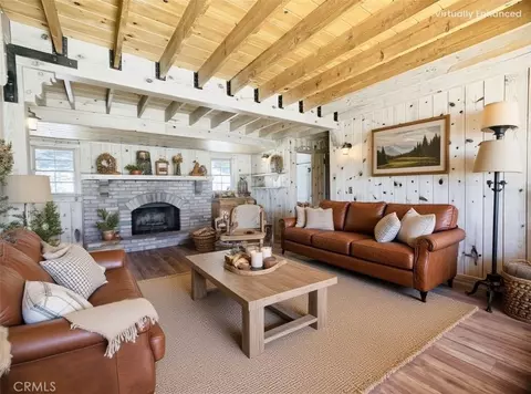 Living - 349 Golf Course Rd, Lake Arrowhead, CA 92352 photo 4 of 8