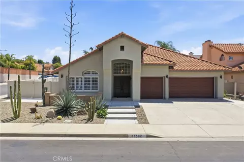 35592 Frederick St, Wildomar, CA 92595