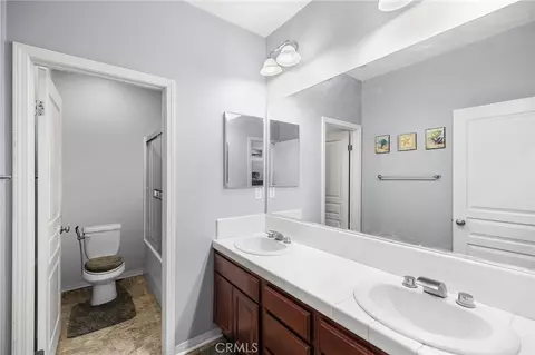 Bath - 46212 Pinon Pne, Temecula, CA 92592 photo 3 of 3