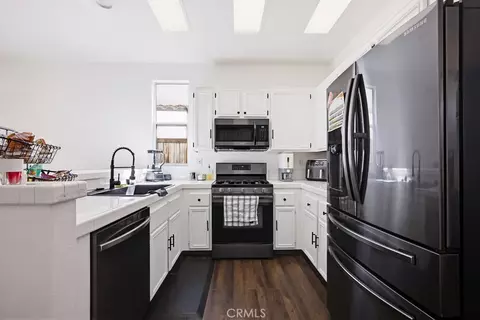 Kitchen - 16248 Twilight, Riverside, CA 92503 photo 1 of 2