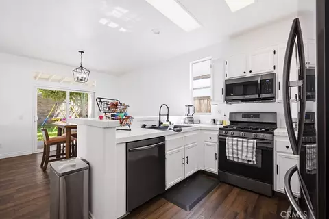 Kitchen - 16248 Twilight, Riverside, CA 92503 photo 2 of 2
