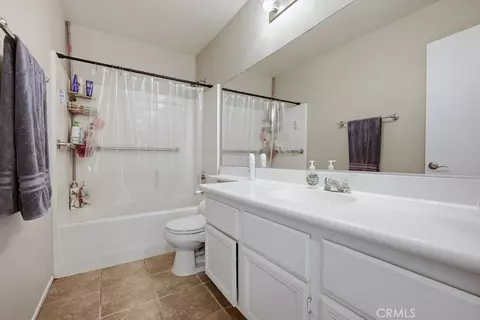 Bath - 16248 Twilight, Riverside, CA 92503 photo 2 of 4
