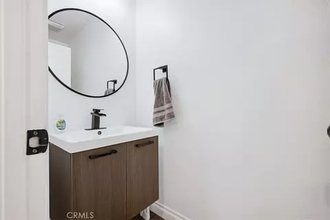 Bath - 16248 Twilight, Riverside, CA 92503 photo 1 of 4