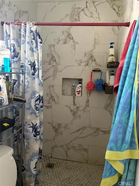 Bath - 6221 Heliotrope, Bell, CA 90201 photo 1 of 3