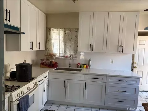 Kitchen - 6221 Heliotrope, Bell, CA 90201 photo 4 of 5