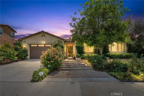 32461 Marietta Ct, Winchester, CA 92596