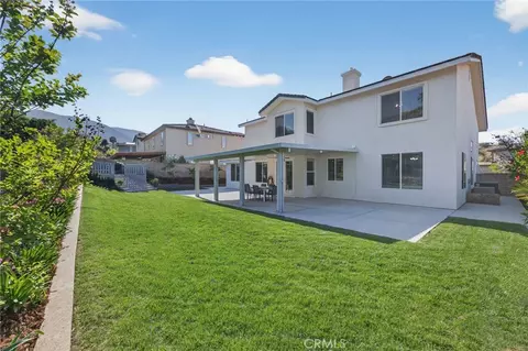 Exterior - 1702 Tamarron, Corona, CA 92883 photo 11 of 20