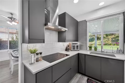 Kitchen - 1702 Tamarron, Corona, CA 92883 photo 7 of 8