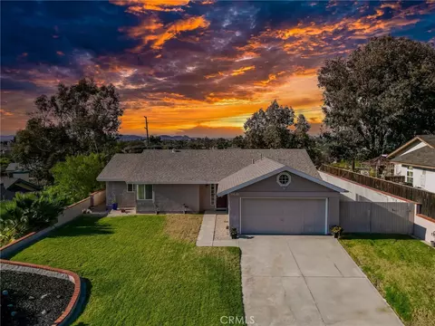 30630 Southern Cross Rd, Temecula, CA 92592
