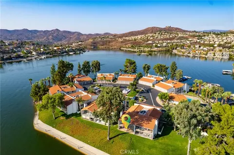 22054 Treasure Is, Canyon Lake, CA 92587