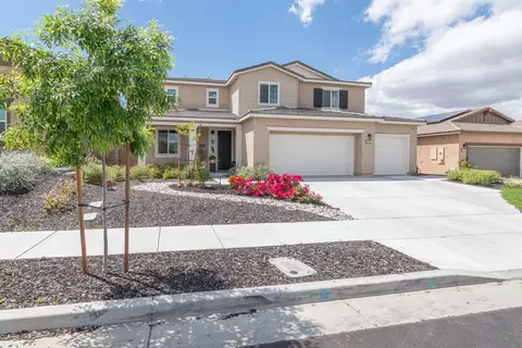 29569 Saddle Dr, Winchester, CA 92596