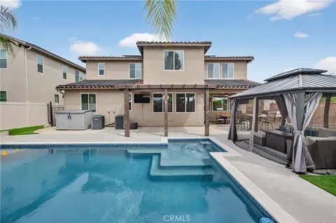 35853 Sea Smoke St, Winchester, CA 92596