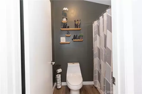 Bath - 39640 Rustic Glen Dr, Temecula, CA 92591 photo 2 of 3