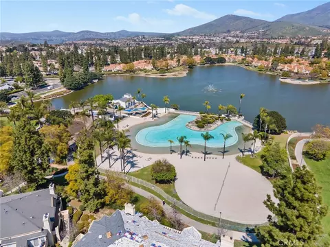 795 Brookstone Rd #102, Chula Vista, CA 91913