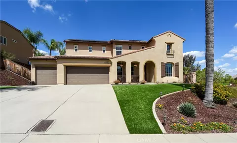 8578 Hunt Cyn, Corona, CA 92883