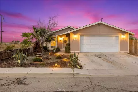922 W Vulcan, Ridgecrest, CA 93555