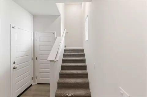 Entry Way - 40391 Melrose, Temecula, CA 92591 photo 3 of 19