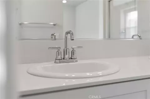 Bath - 40391 Melrose, Temecula, CA 92591 photo 2 of 3