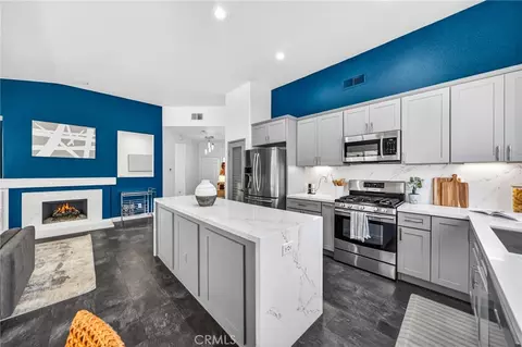 Kitchen - 27432 Cobble, Corona, CA 92883 photo 2 of 5